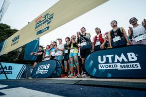 BIB: 1519, 1294
                            <button type="button" onclick="openModal(22791187)" class="btn btn-primary btn-sm float-right btn-popup" data-toggle="modal" data-target=".modal-high-quality">
                        <i class="fas fa-shopping-cart"></i> Add to Cart
                    </button>
                                            <button type="button" onclick="isThisMe(22791187, true)" class="btn btn-success btn-sm float-right btn-popup btn-isme hidden" data-toggle="tooltip" data-placement="bottom" title="นี่คือรูปของคุณใช่ไหม คลิกที่นี่เพื่อเอาเข้าอัลบั้ม">
                        <i class="fas fa-plus"></i> Add to album
                    </button>
                    <button type="button" onclick="isThisMe(22791187, false)" class="btn btn-warning btn-sm float-right btn-popup btn-isnotme hidden">
                        <i class="fas fa-ban"></i> Remove from album
                    </button>